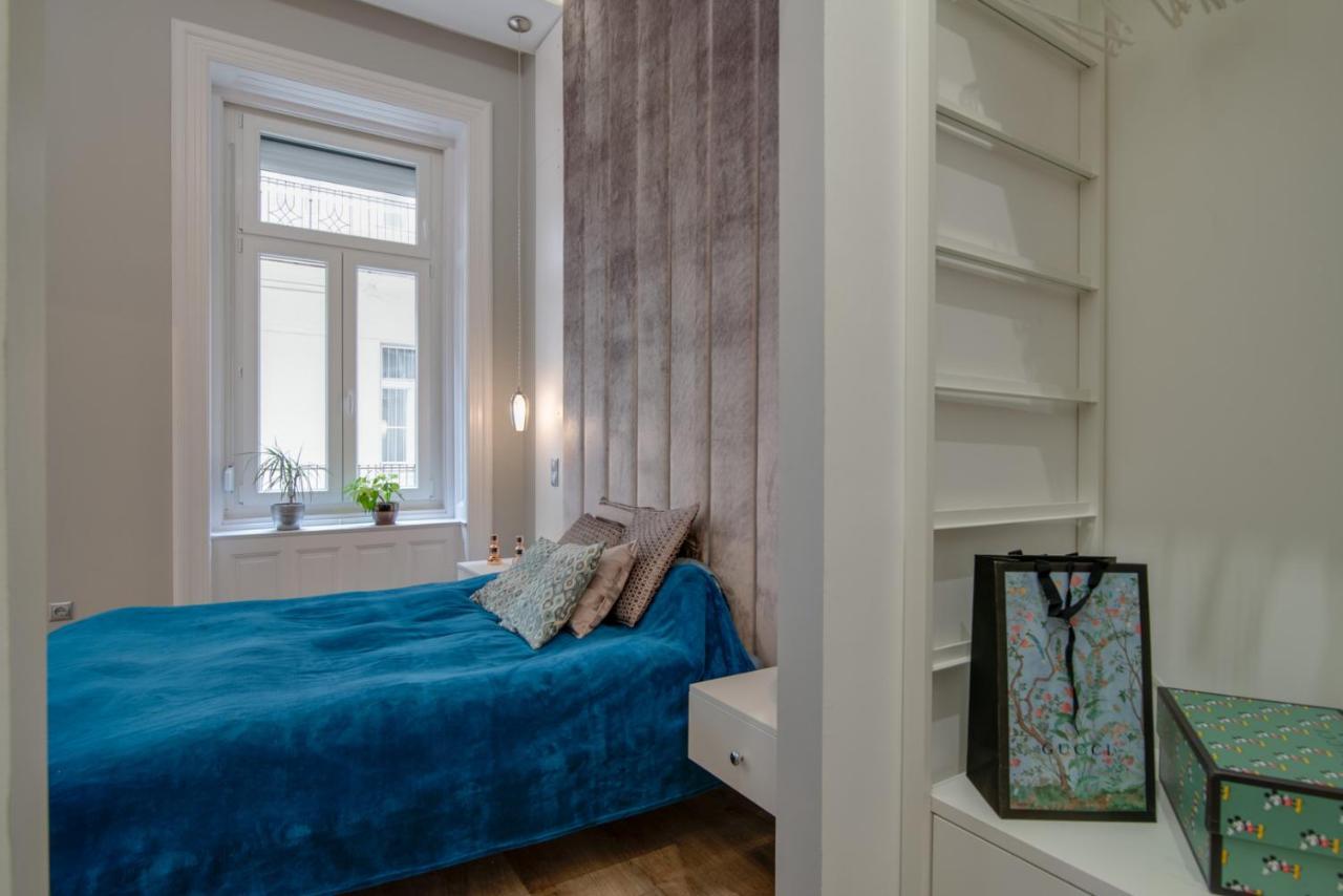 Helios Downtown Martha Apartment Будапеща Екстериор снимка