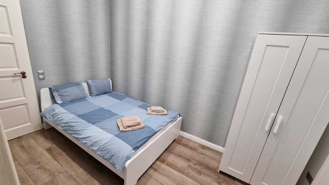 Helios Downtown Martha Apartment Будапеща Екстериор снимка